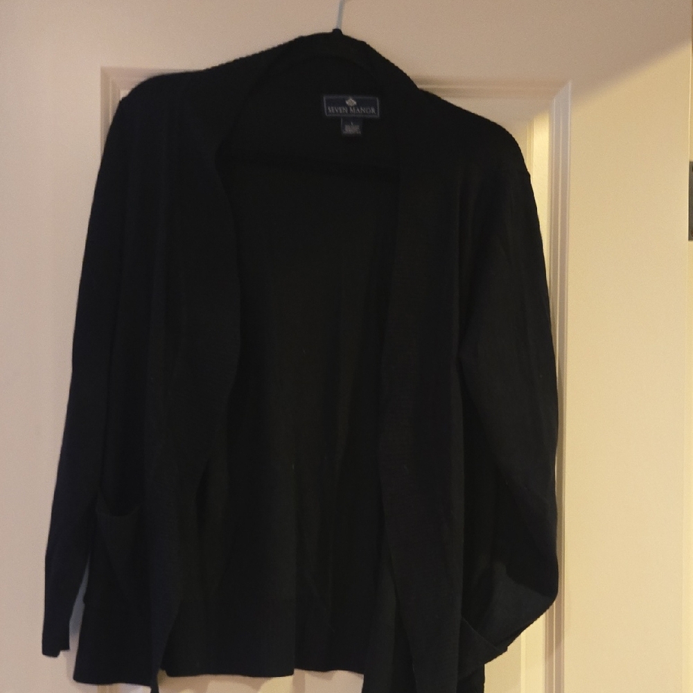 Sweater With Pocket No Buttons